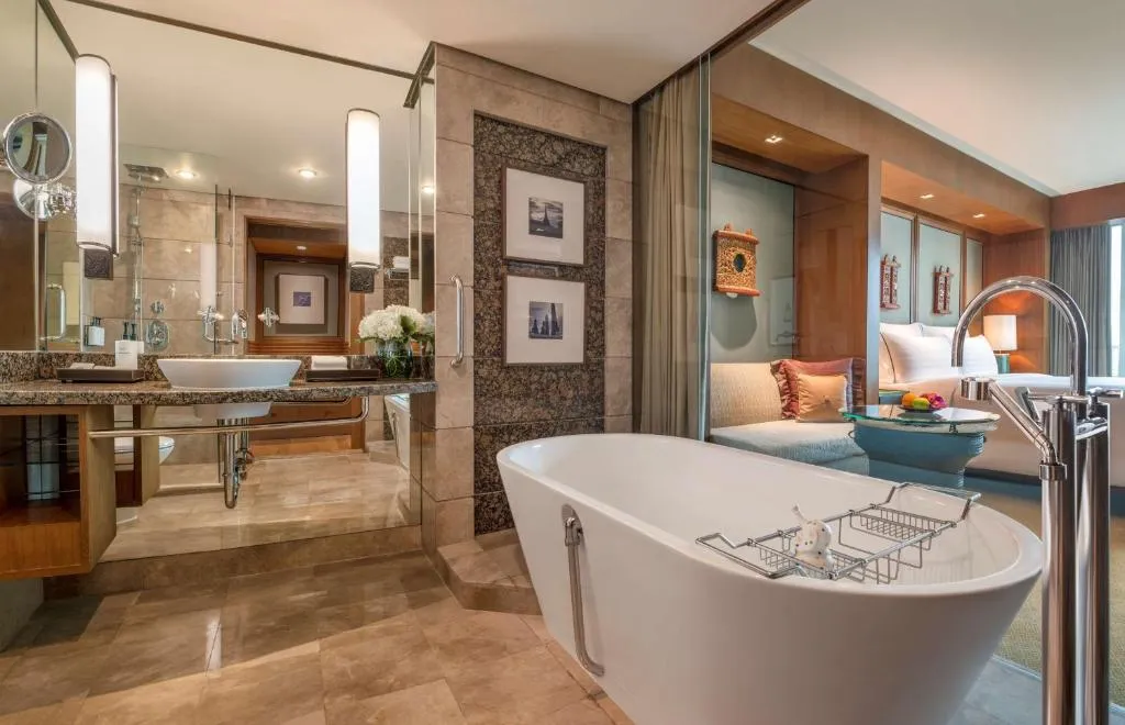 فندق كونراد بانكوك Conrad Bangkok