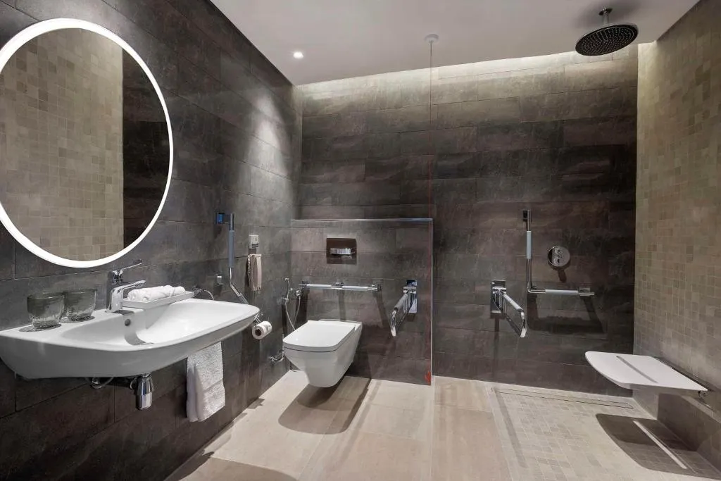 فندق هيلتون ابوظبي جزيرة ياس