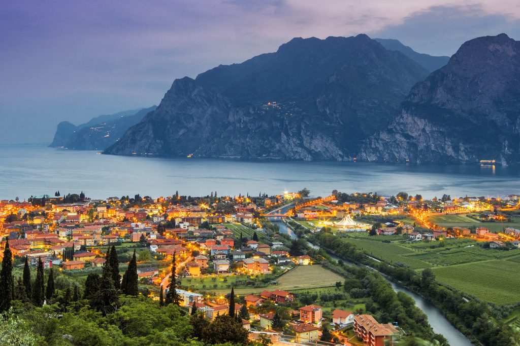 بحيرة غاردا الشمال الايطالي Lake Garda