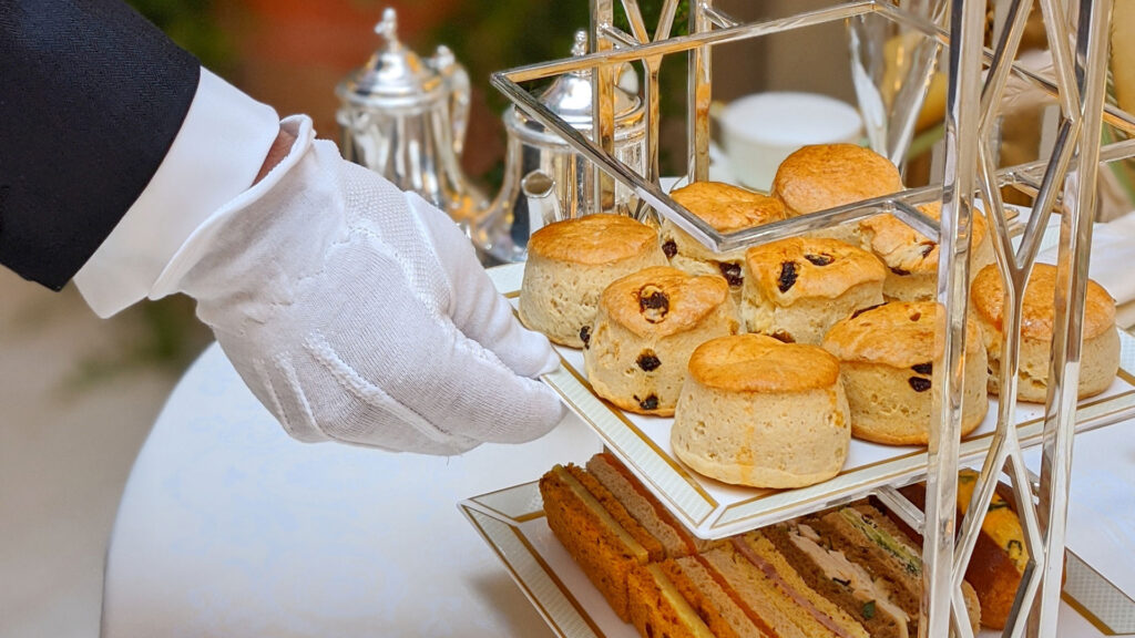 ما هو شاي بعد الظهر والقصة وراءه ؟