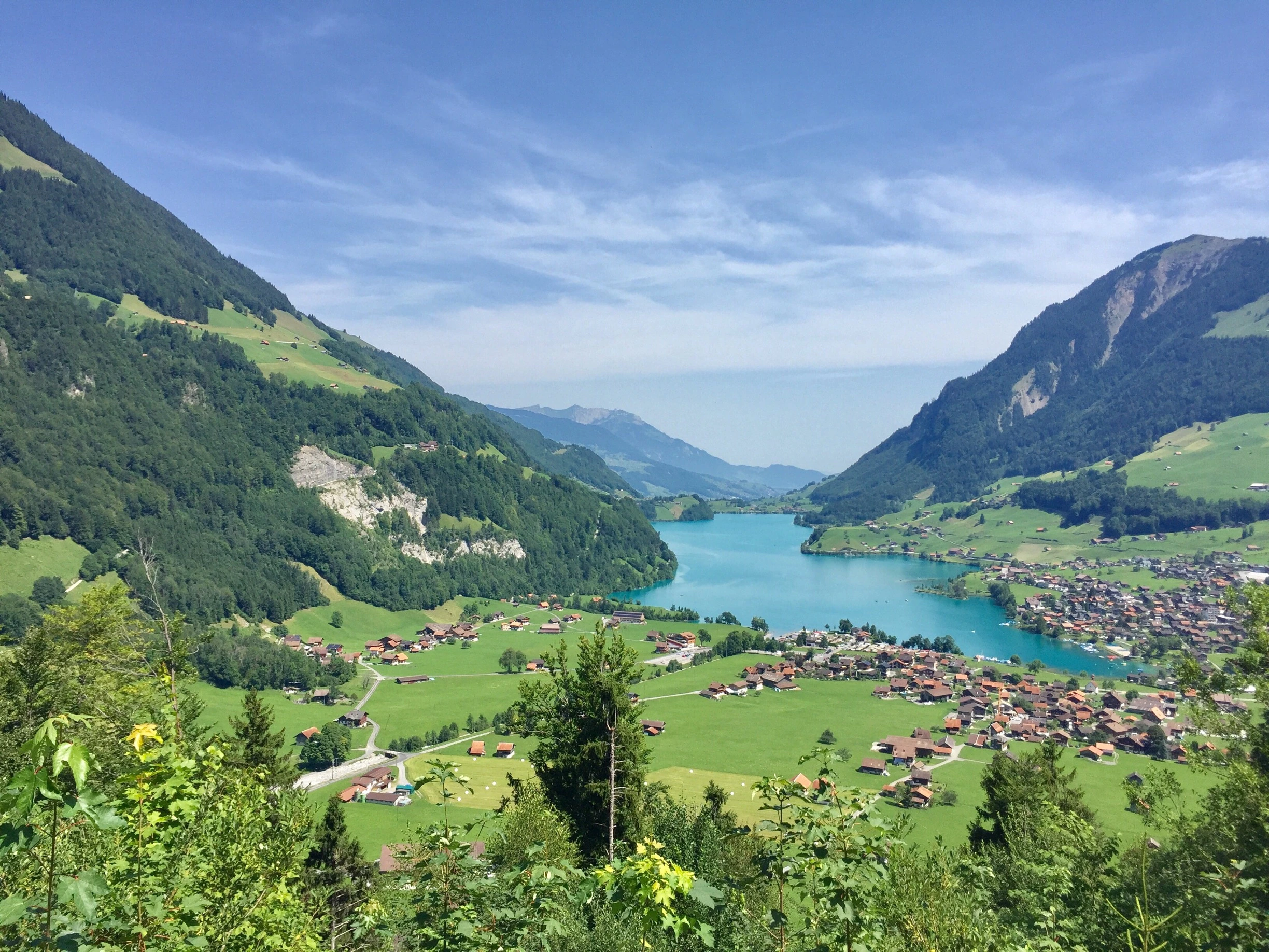 قرية لونجيرن سويسرا Lungern Switzerland