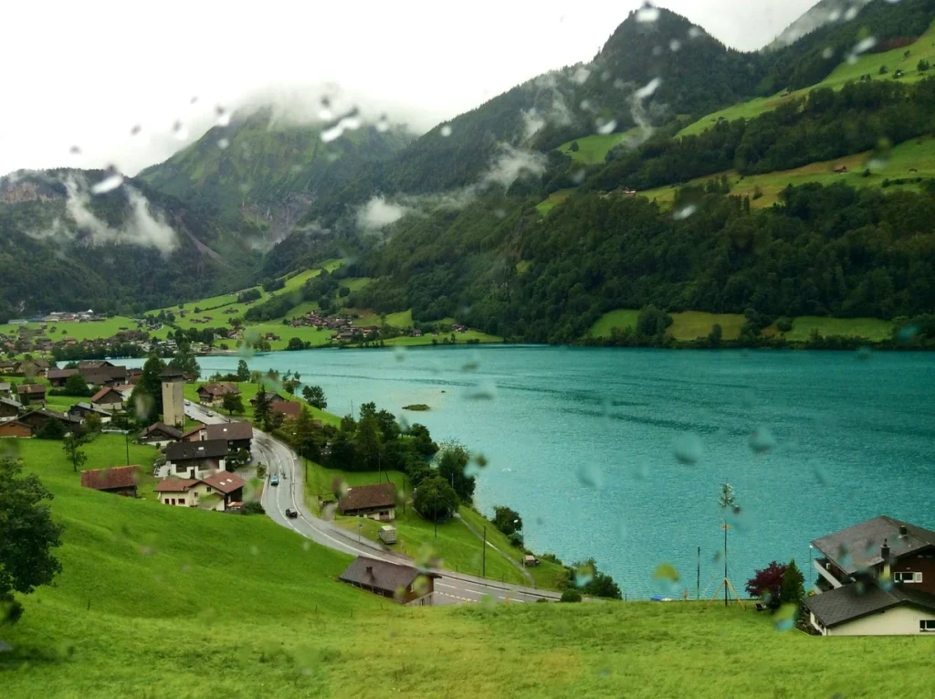 قرية لونجيرن سويسرا Lungern Switzerland