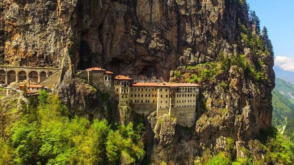 زيارة دير سوميلا Sümela Monastery .